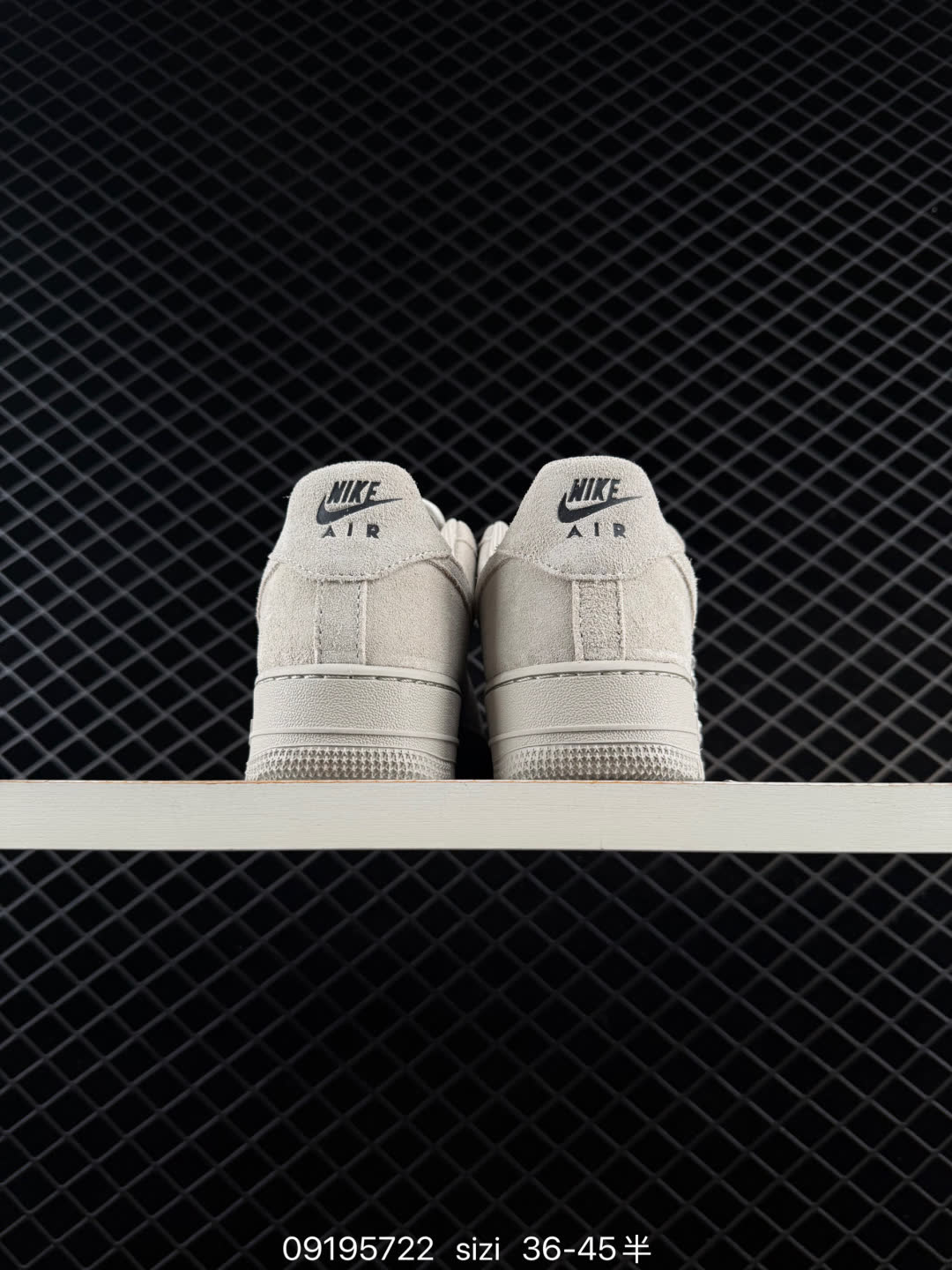 Nike AIR FORCE 1-FJ4146